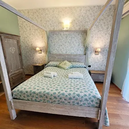 Baribello - 3 Bedrooms 3 Bathrooms - Station Bari