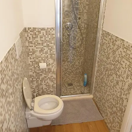 Apartman Baribello - 3 Bedrooms 3 Bathrooms - Station